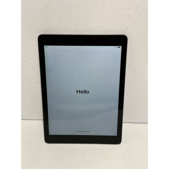Apple iPad Air 1st Generation 32GB, Wi-Fi, 9.7in Gray MD786LL/A scratched WORKS - Picture 1 of 8